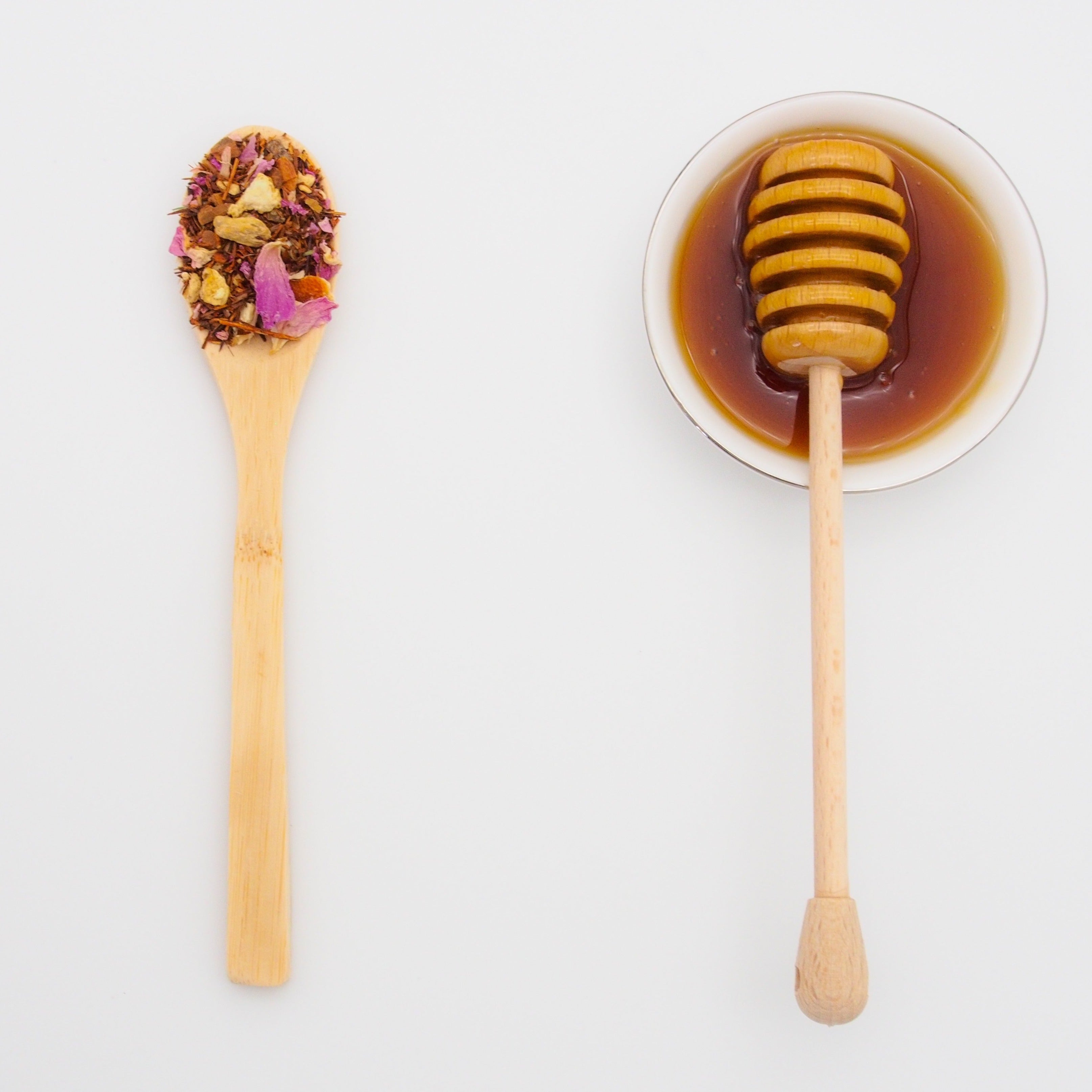 Rose Tulips Honigtau Honig ist bernsteinfarben und hat einen vollmundigen Geschmack bei seidenweicher Textur.