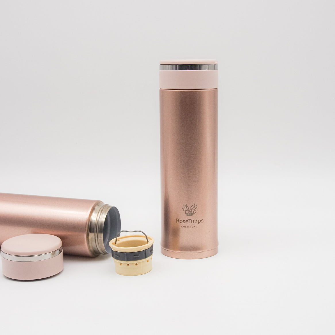 Tea bottle with tea leave infuser