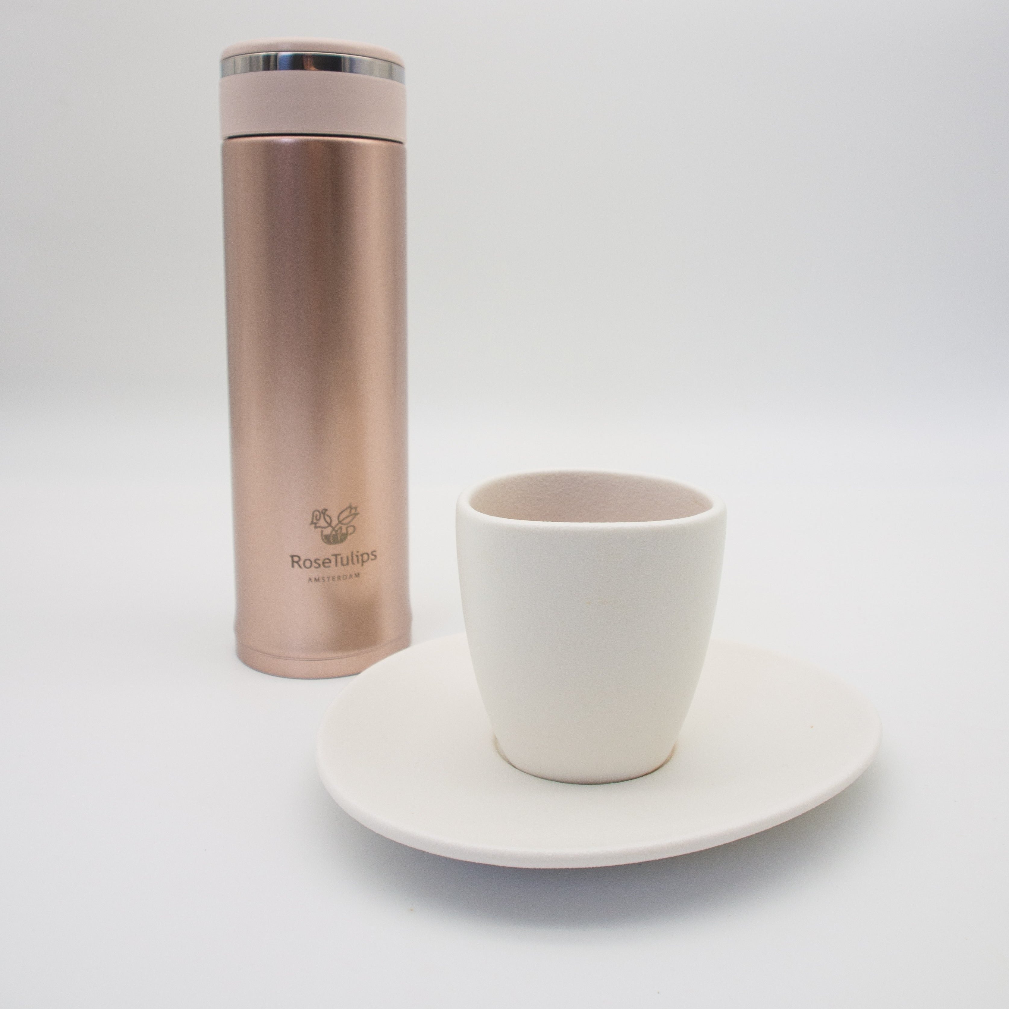 Japanese zojirushi tea flask with leaves infuser